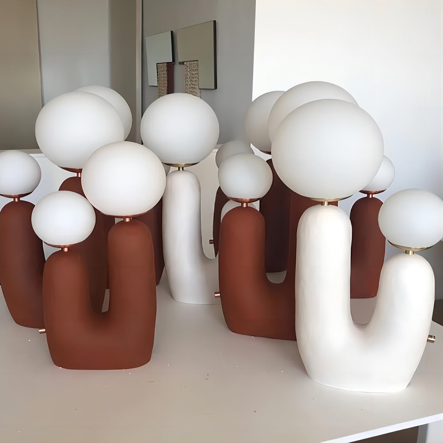 Oo Table Lamp