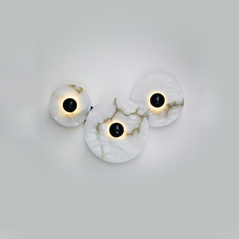 Median Sconce
