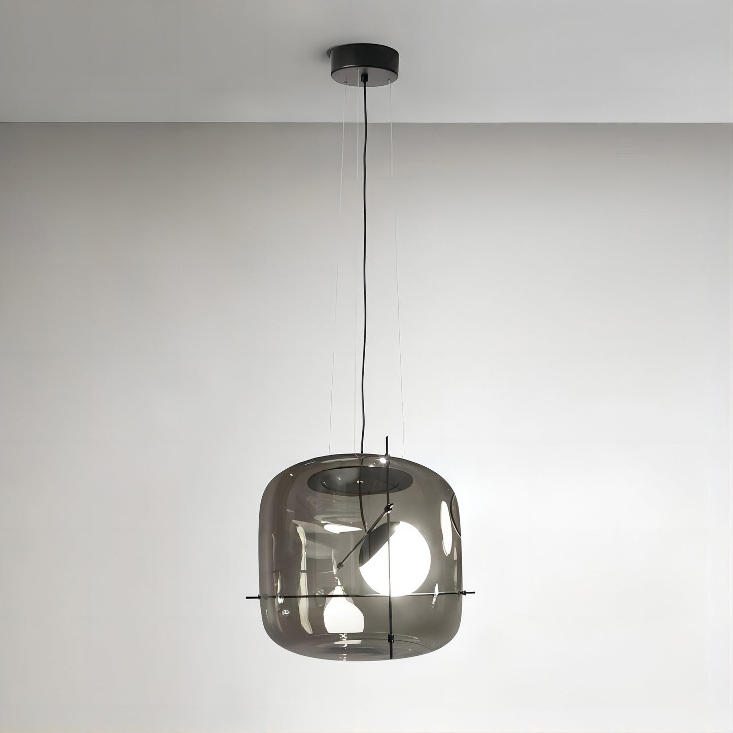Plot Pendant Lamp