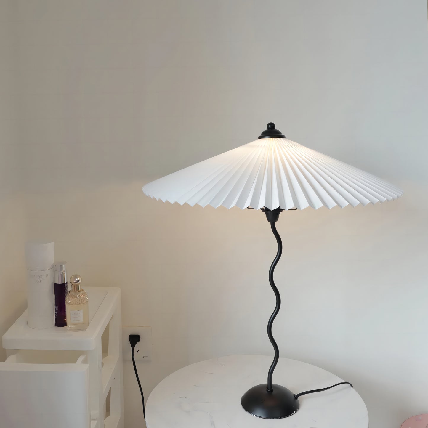 Squiggle Table Lamp