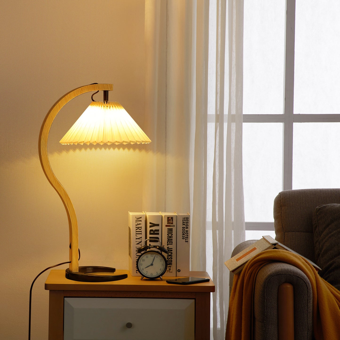 Caprani Table Lamp