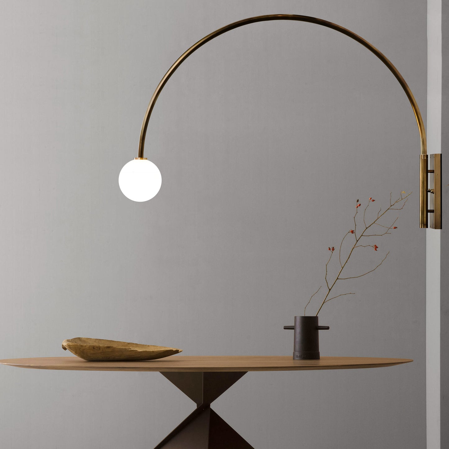 Contour Wall Light
