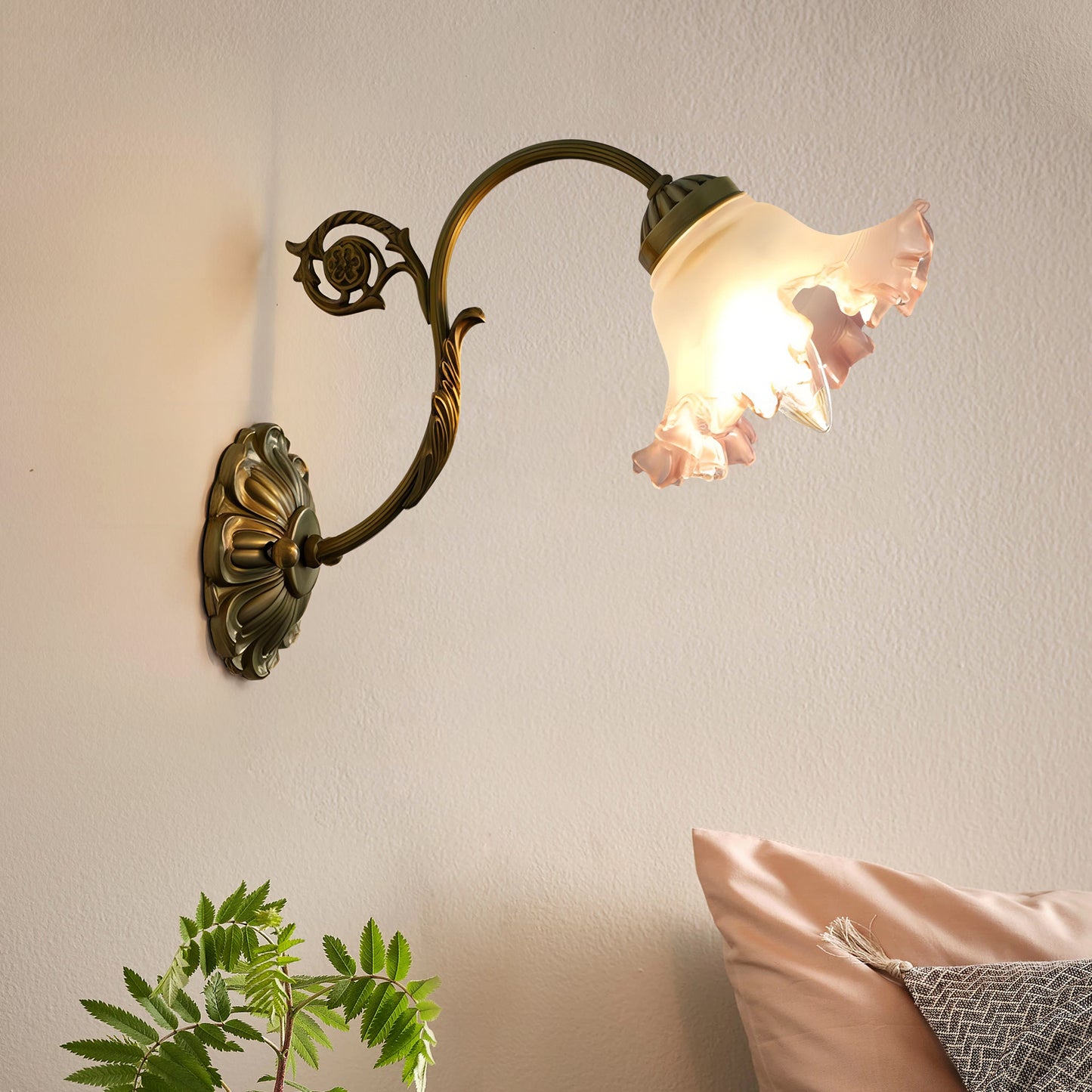 Flower Wall Lamp - Lotus