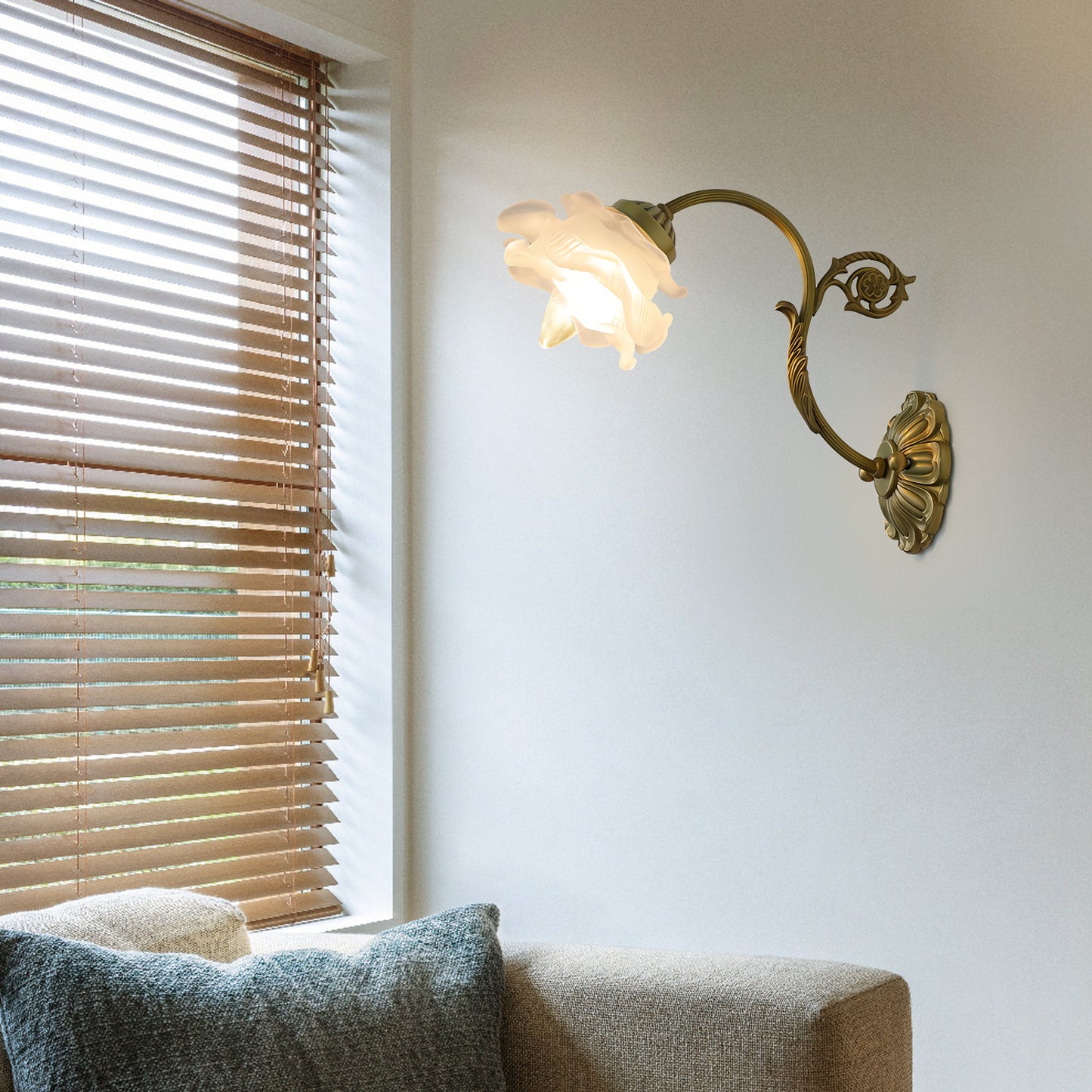 Flower Wall Lamp - Rose