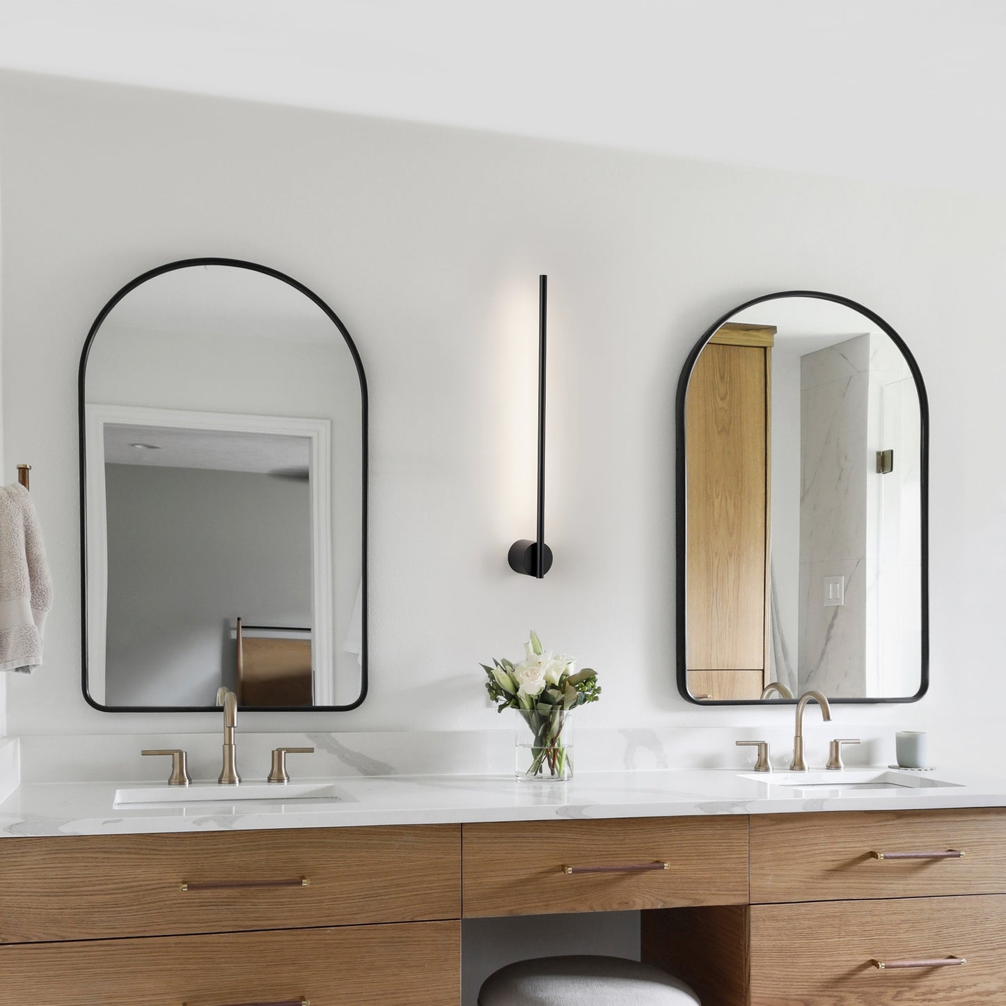 Linear LED Wall Lamp