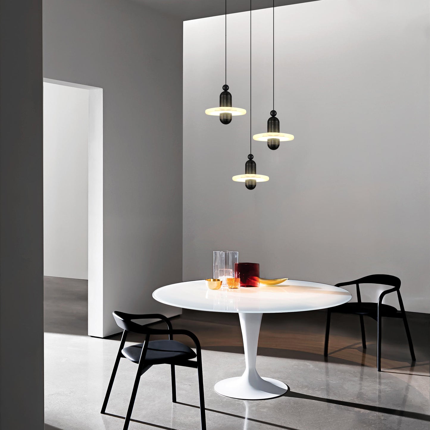 Median Pendant Light