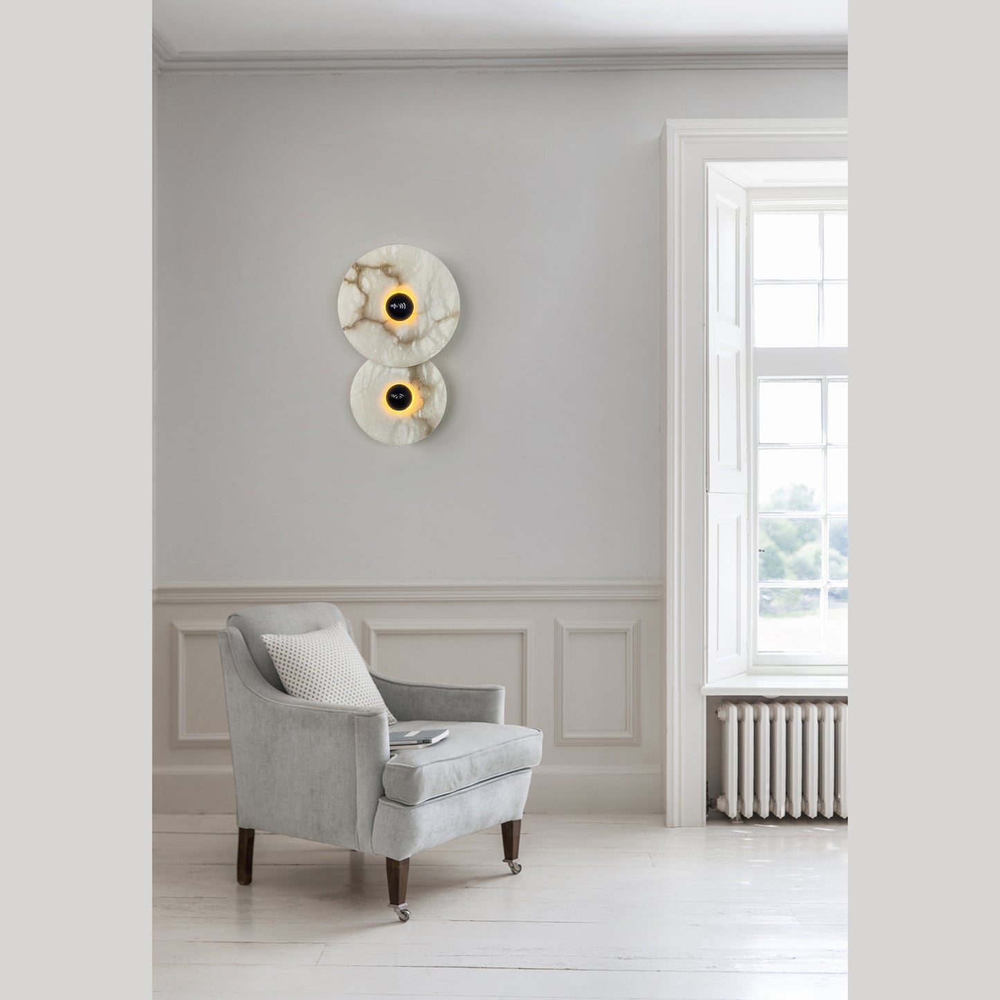 Median Sconce