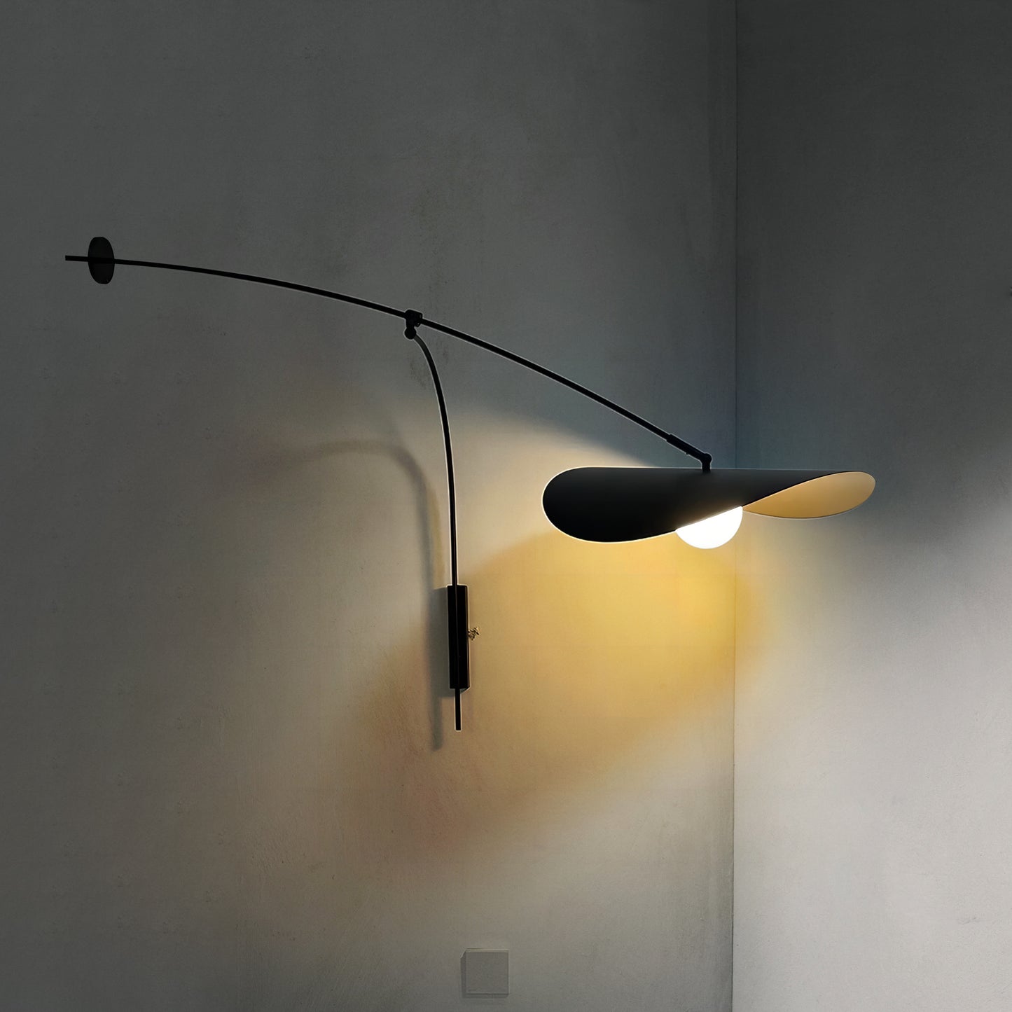 Myrna Wall Mobile