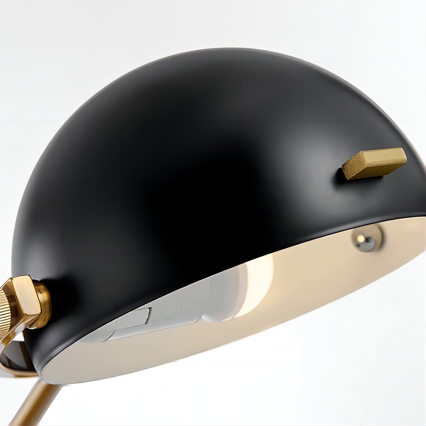 Saturn Table Lamp