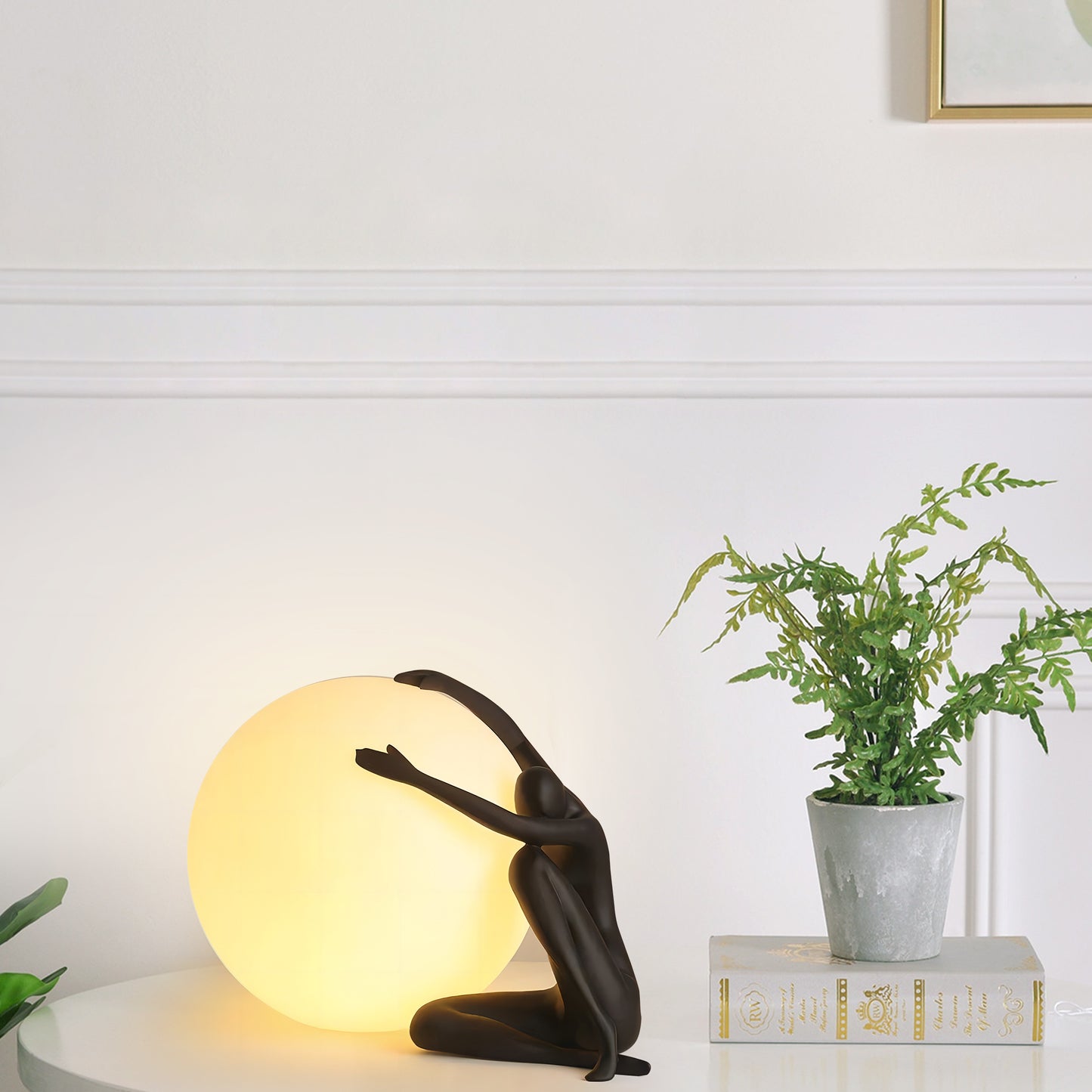 Statue Deco Table Lamp-A